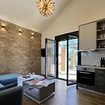 Eutopia Sani With Private Pool *