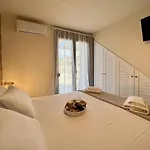 Eutopia Sani With Private Pool *