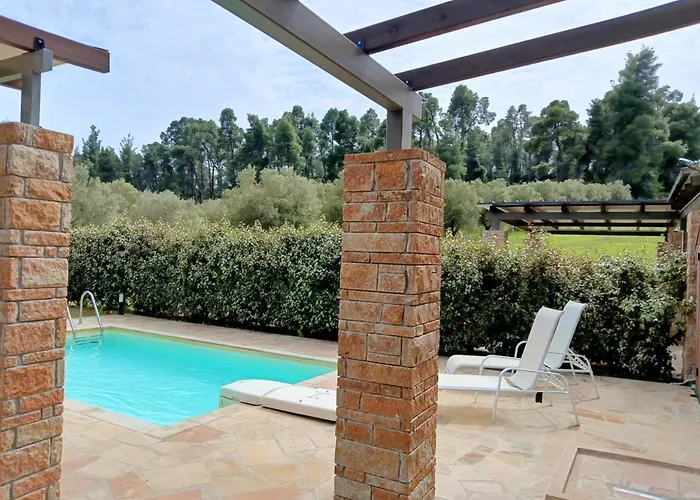 Eutopia Sani With Private Pool *